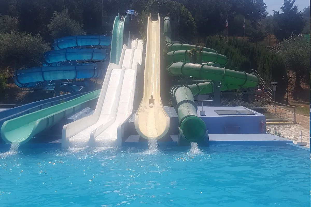 Hydropolis water park & sport center - Photo 3