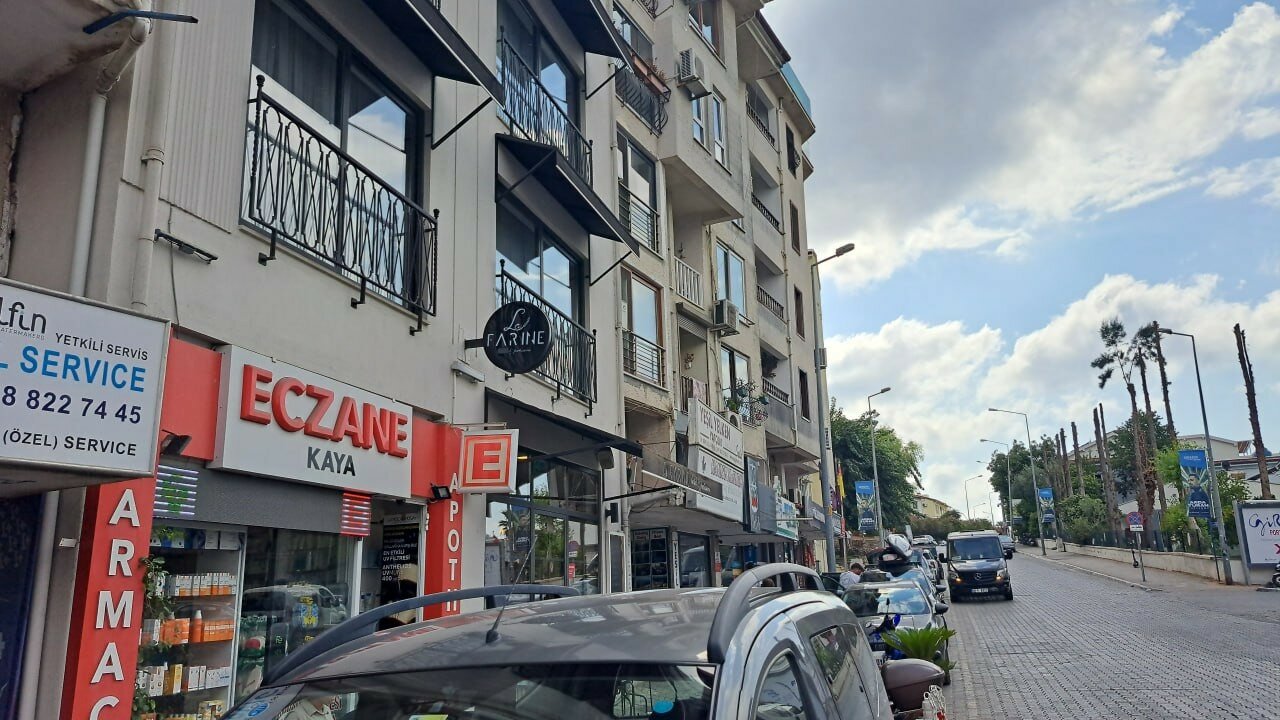 Kaya Eczanesi