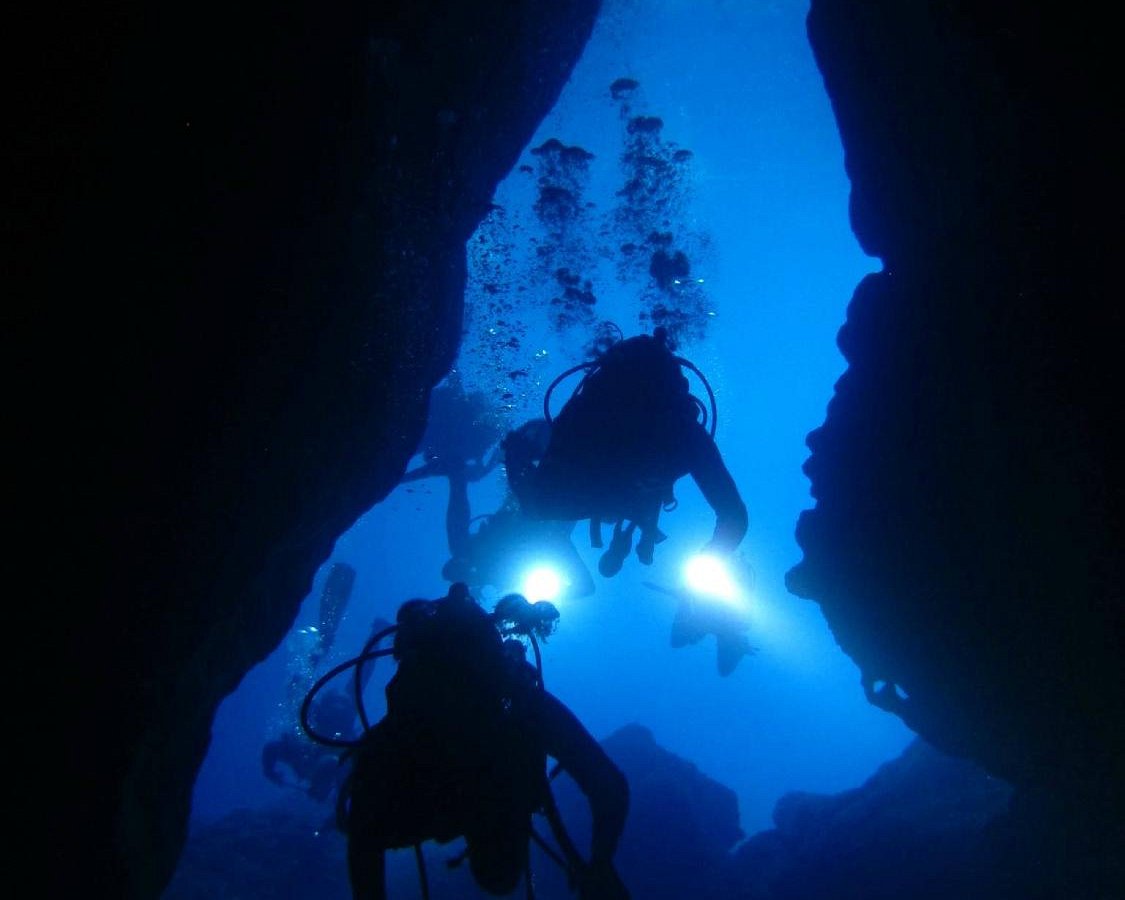 Achilleon Diving Center - Photo 3