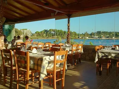 Roula - Photo 1