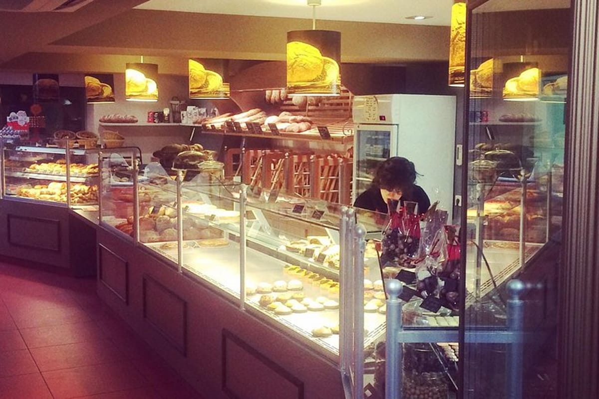 Bakery - Photo 1