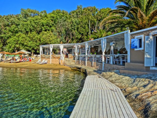 Beach Bar