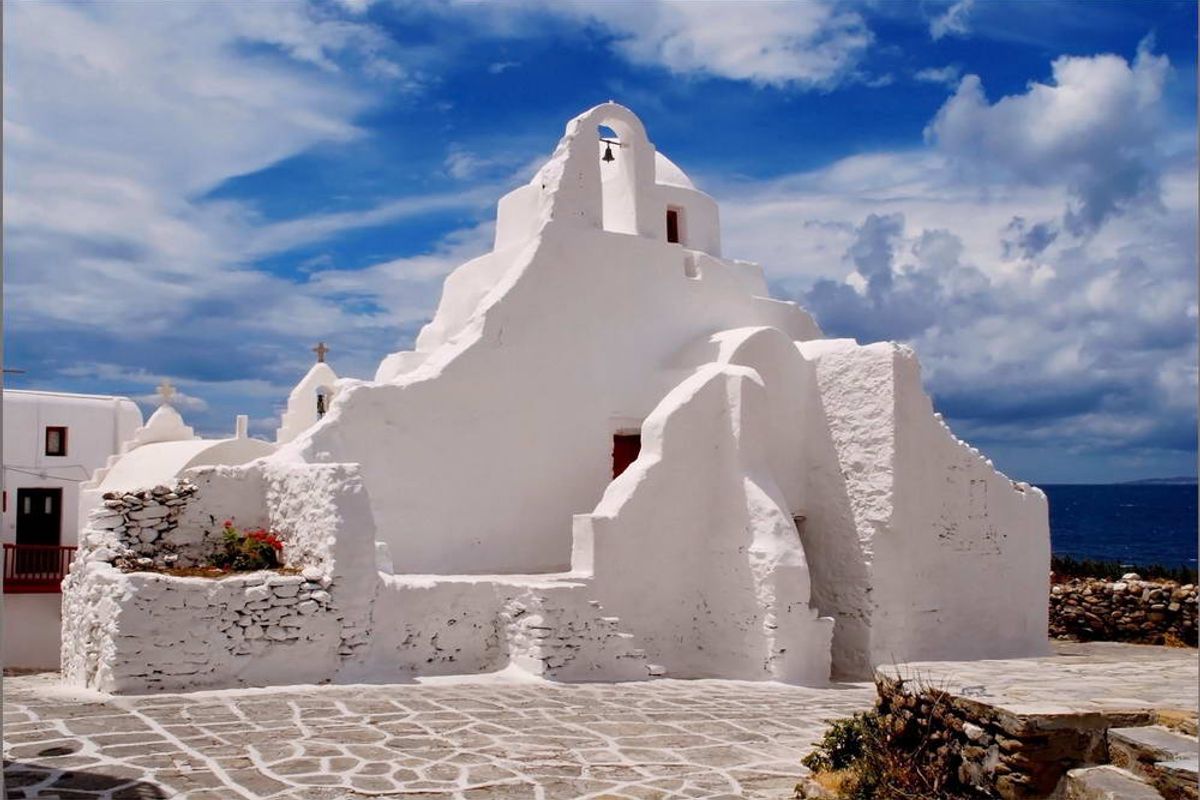 Panagia Paraportiani Church - Photo 2