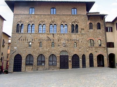 Volterra Savings Bank - Photo 1