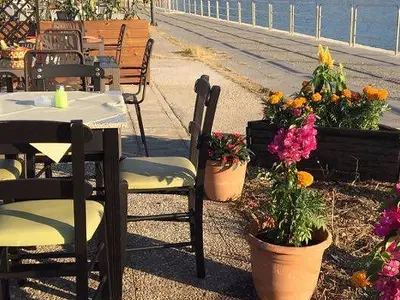 Psitoupoli Snack - Bar - Grill - Photo 3