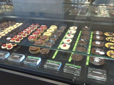 Veneti Bakery - Photo 2