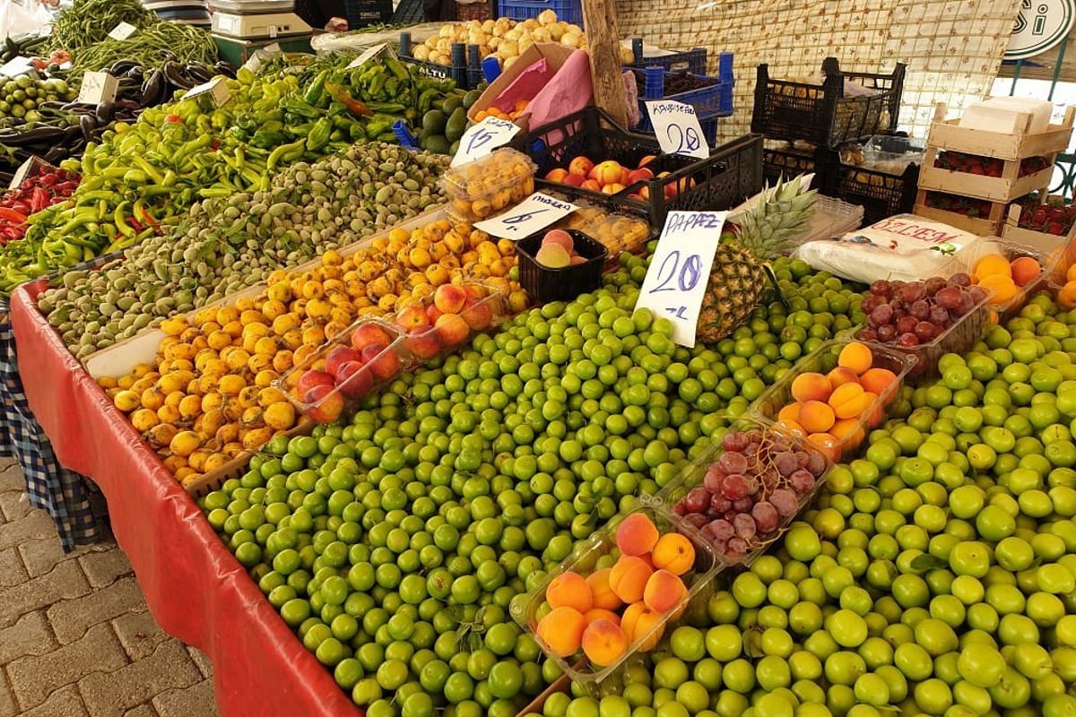 Imported Market - Photo 3