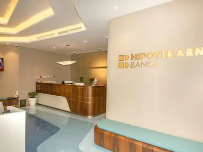 Hipotekarna Bank - Photo 5