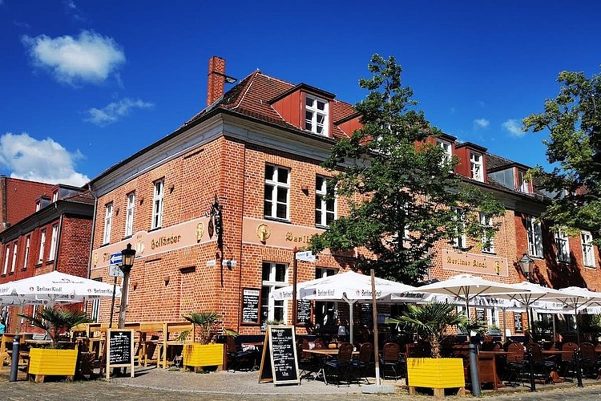 Canteen - Photo 3