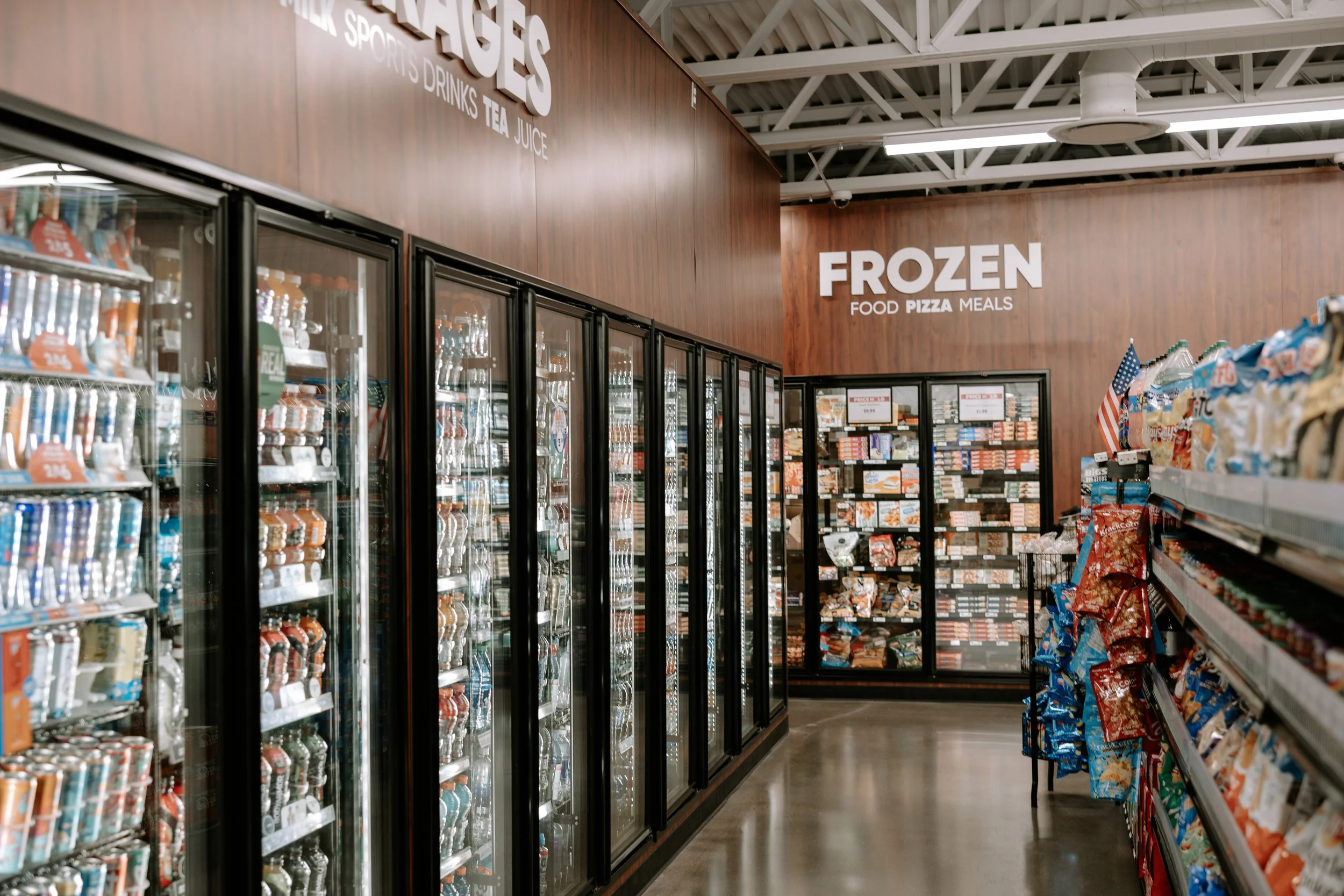 Express Market - Photo 3