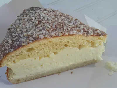 The Mandréen Bakery - Photo 2