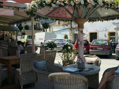 Harbour Lights Bar - Photo 2