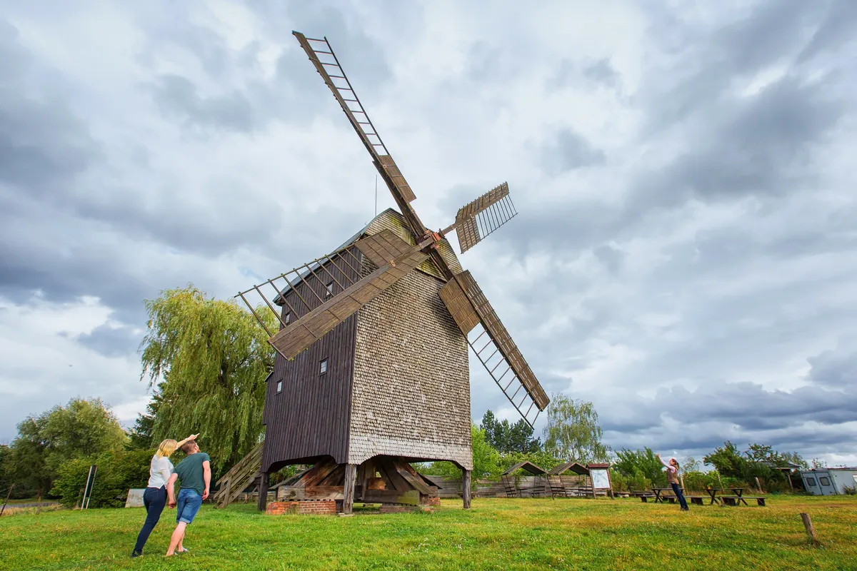 Post Windmill - Photo 1
