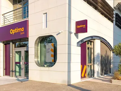 Optima Bank - Photo 3