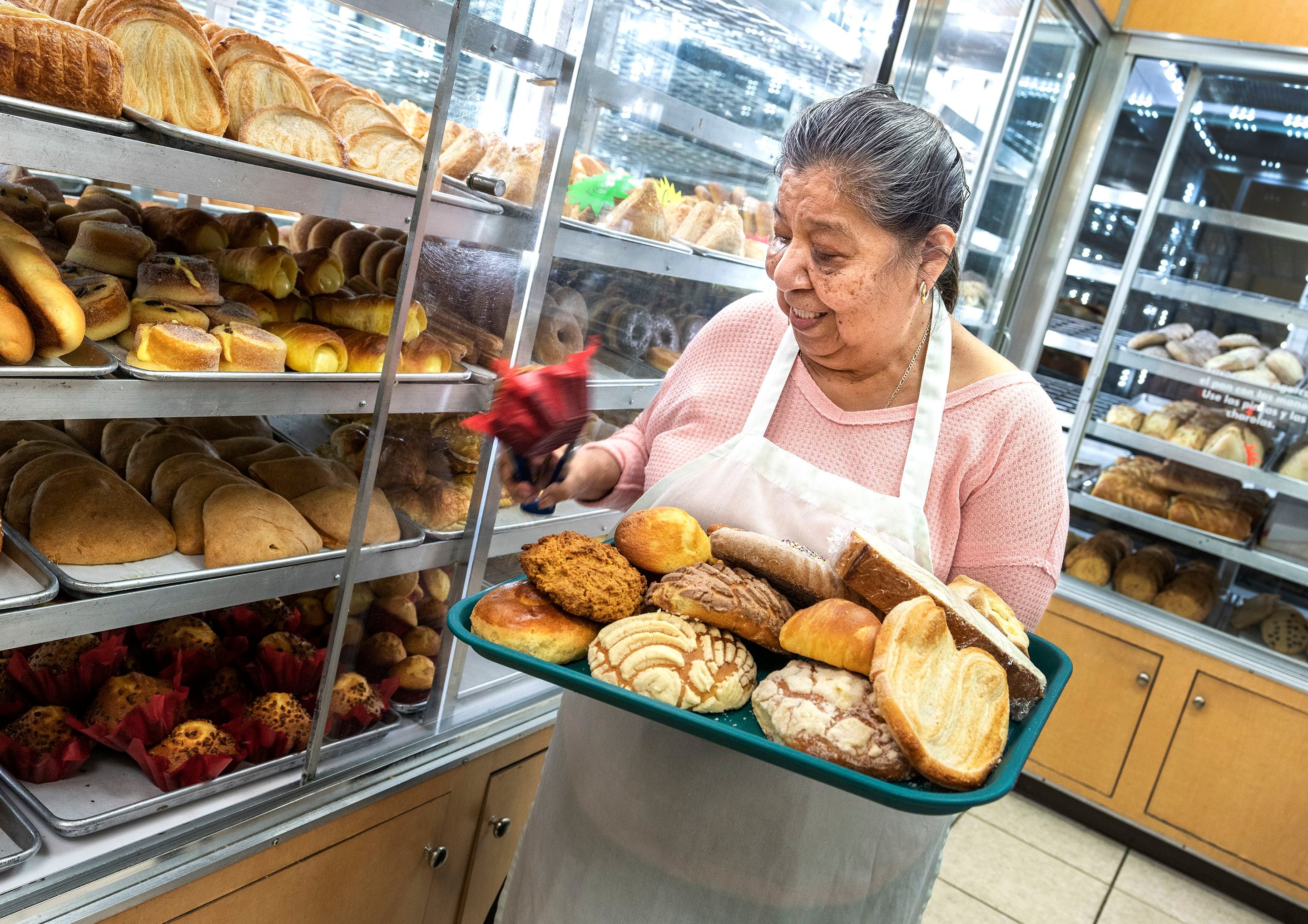 Tsatalmpasis Bakery