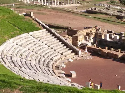 Municipal and Regional Theatre - Photo 2