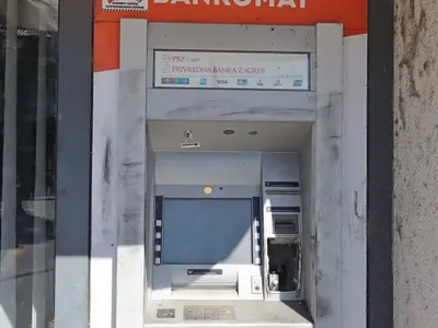 PBZ Bank ATM - Photo 3
