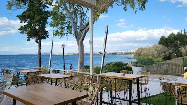 Everyday Cafe - Photo 2