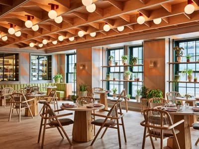 Sea Port Restaurant & Bar - Photo 3
