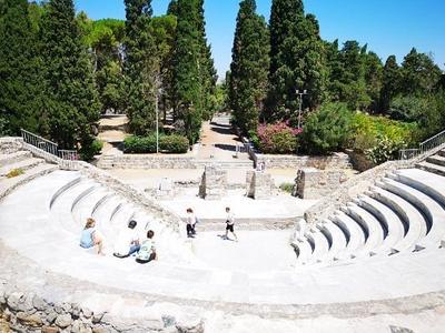 Amphitheatre - Photo 2