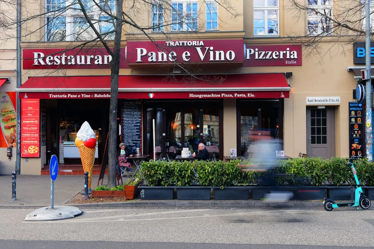 Bread and Wine - Photo 2