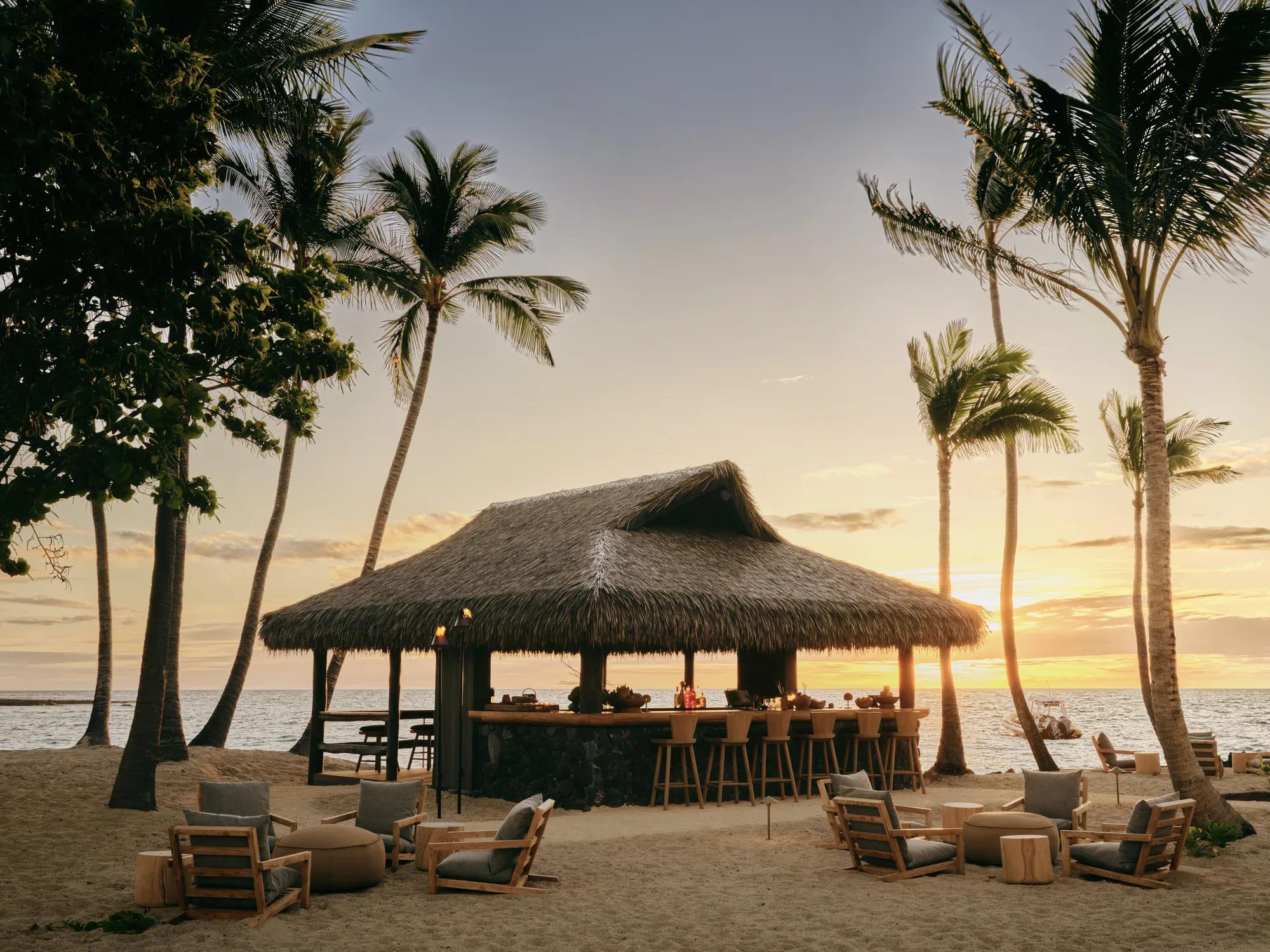 Hawaii Beach Bar