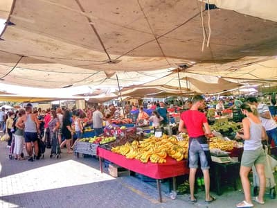 Celik Market - Photo 2