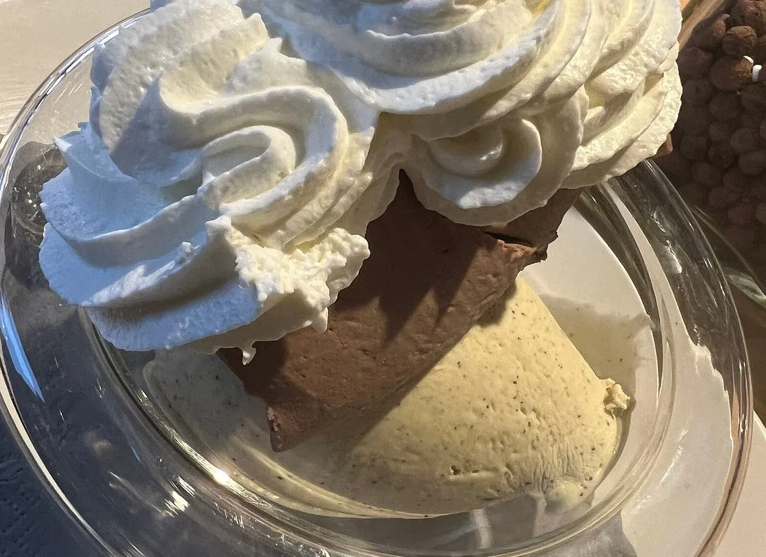 Pavlos Boutique Gelateria - Photo 2