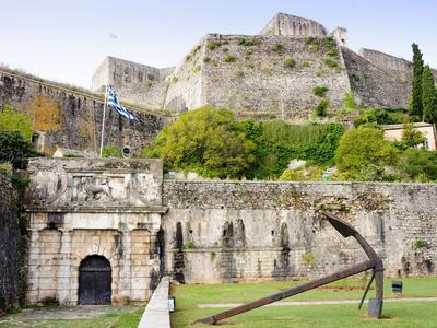 New Fortress - Photo 4