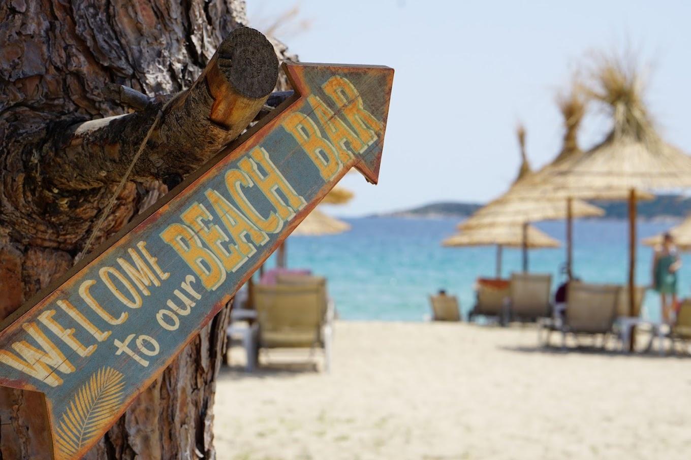 Yucca beach bar