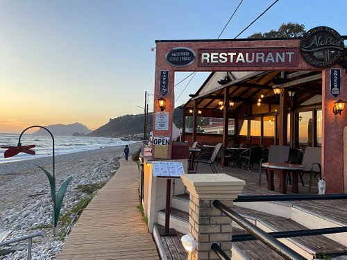Alo Bar