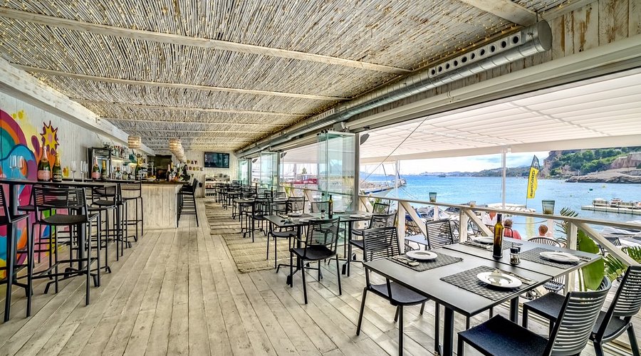 Bay Club