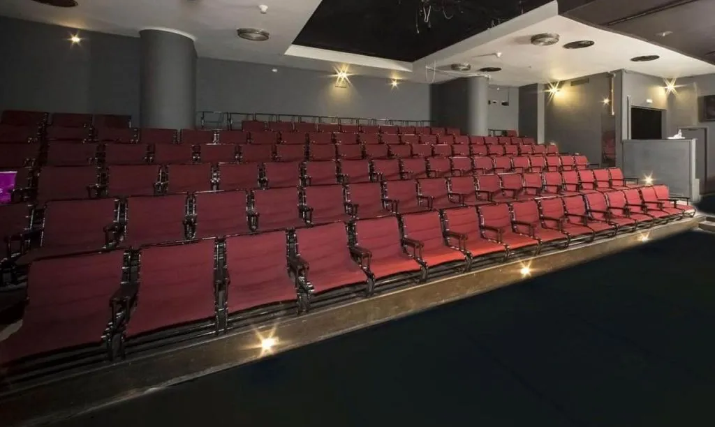 Alimos Theatrical Stage "Karolos Koun" - Photo 5