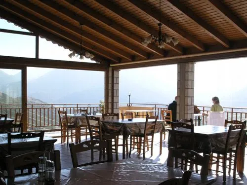 Panorama Hotel - Photo 4