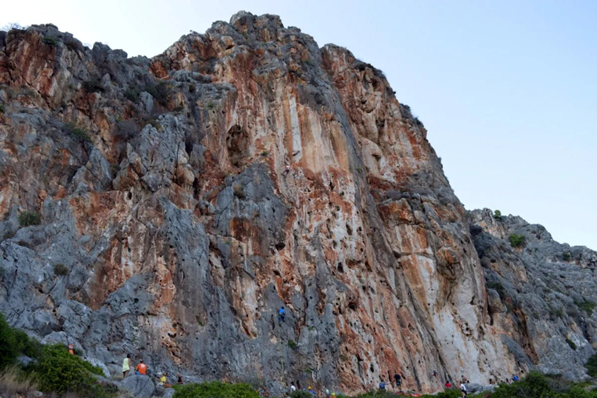 Mytikas-Kamplafka Climbing Field of Aitoloakarnania - Photo 1