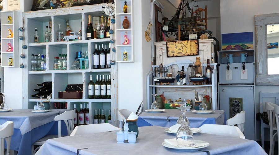 Lombranos Taverna Thira