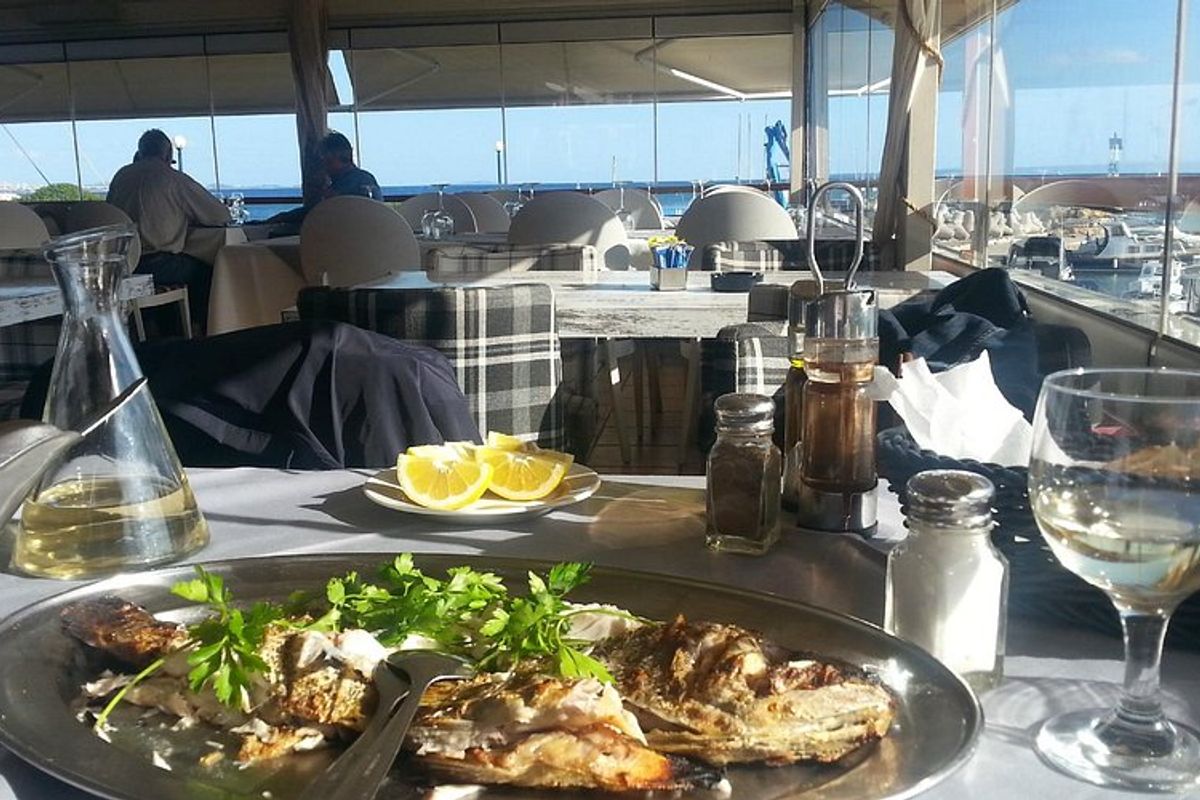Salty - Photo 1