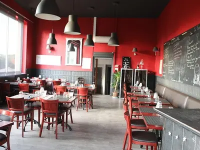 The Merchant - Photo 2