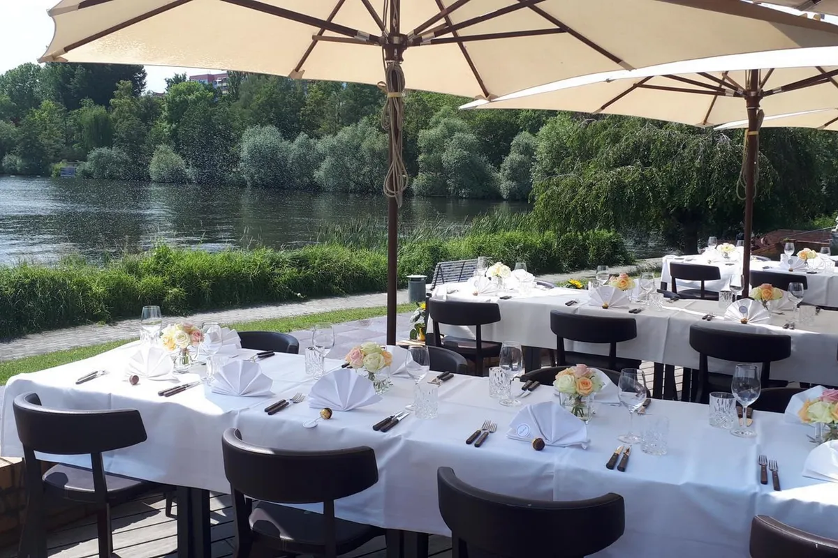 Havel Bay (Restaurant in the Old Weaving Mill) - Photo 2
