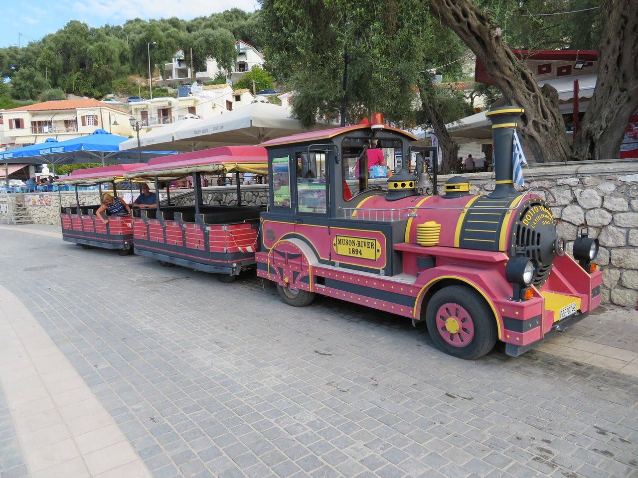 Parga Trains - Photo 1