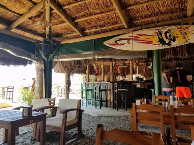 Qavanoz Cafe - Photo 2