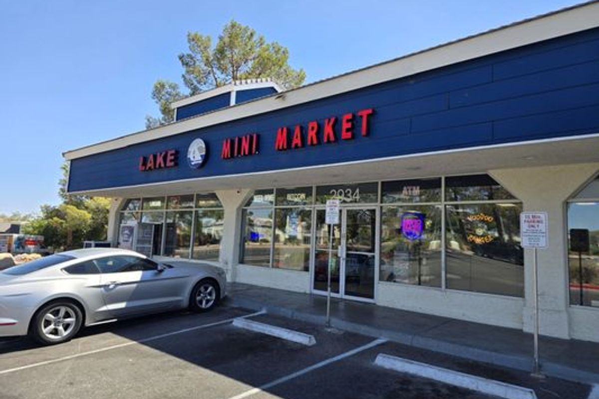 Mini Market - Photo 2