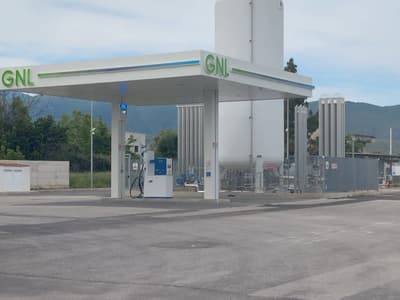 IP - Maritime Service Station - Photo 2