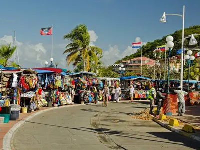 Water Front Grocery - Photo 2