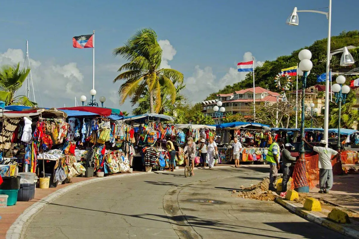 Water Front Grocery - Photo 2