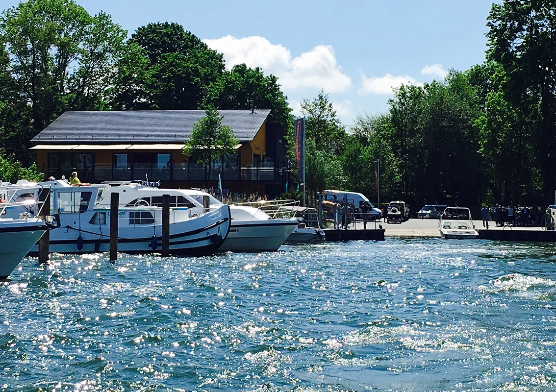 Boat Fuel Dock - Photo 1