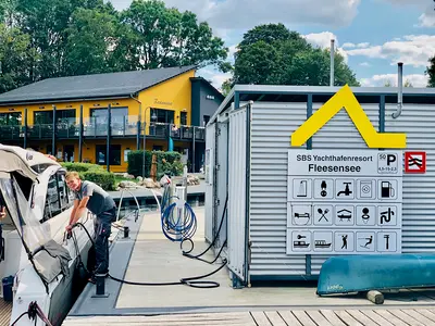 Boat Fuel Dock - Photo 2