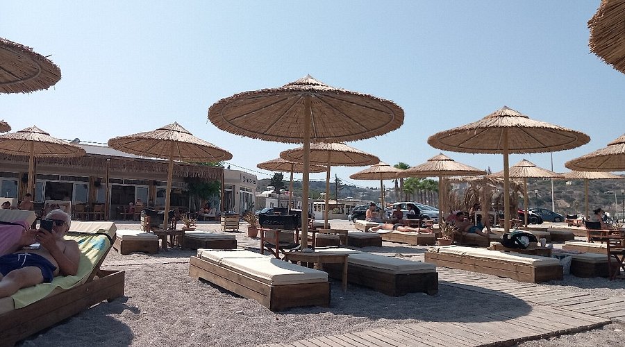 Faros - Seaside Bar Restaurant