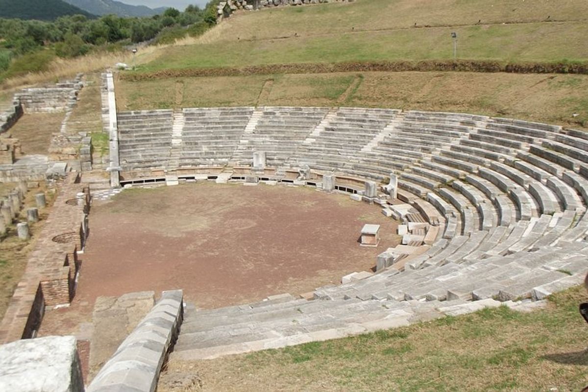 Municipal and Regional Theatre - Photo 3