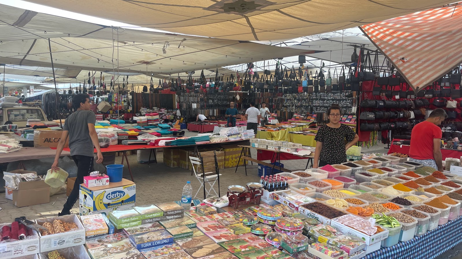 Pasha Market - Photo 3